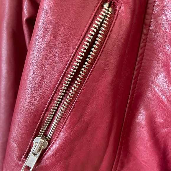 Red Jacket - Picture 3 of 4